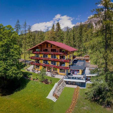 Hotel Roesslhof Ramsau am Dachstein Luaran gambar